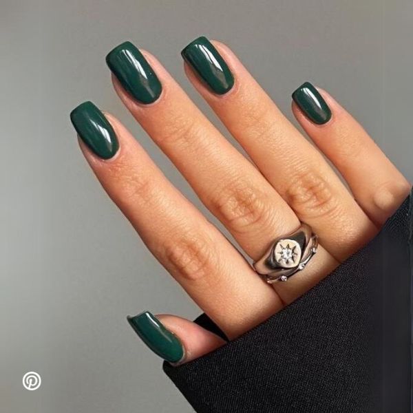 ongles nail art vert foncé